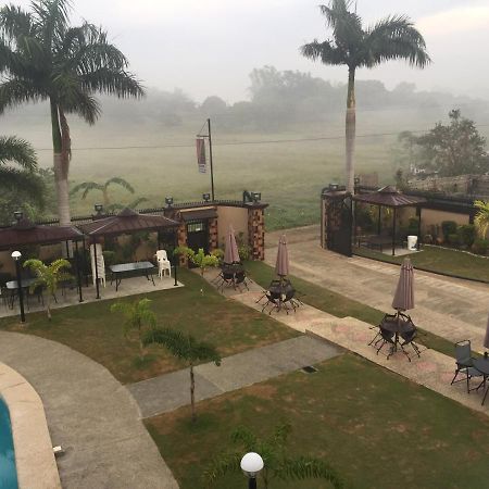 Villa Angelica Resort Alaminos Buitenkant foto