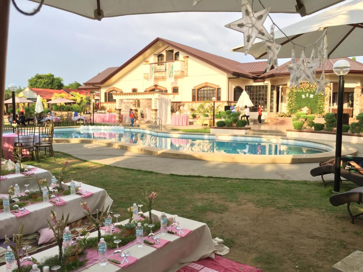 Villa Angelica Resort Alaminos Buitenkant foto